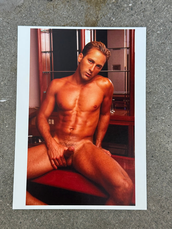 FORUM STUDIO: UNKOWN MODEL #8