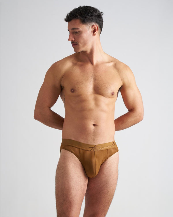 TEAMM8 Casanova Brief - Brass